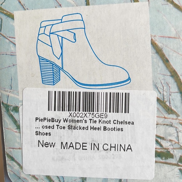NWT PiePieBuy Tie Knot Chelsea Closed Toe Stacked Heel Booties - Picture 2 of 12